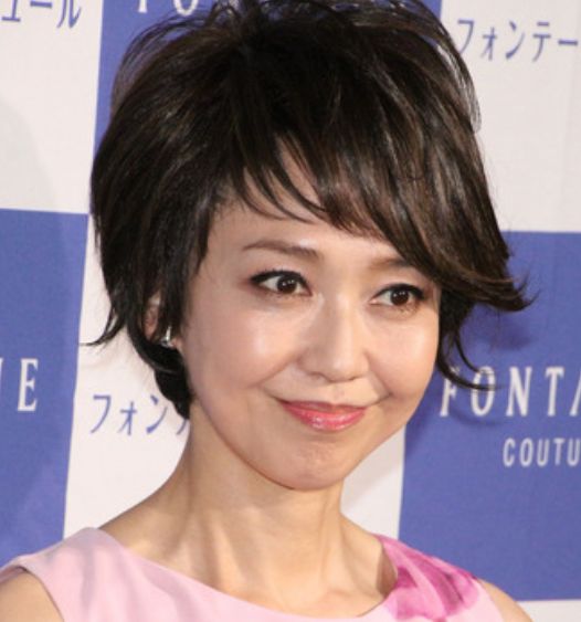 賀来千香子の美容法や愛用リファ製ローラーやボールグッズ 美肌の秘訣は 綺麗になりたいnavi
